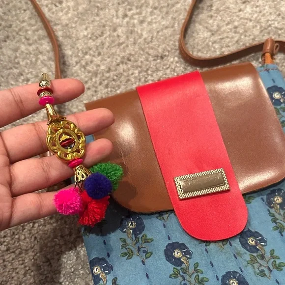 Floral Blue and Red Crossbody Bag - Picture 2 of 2